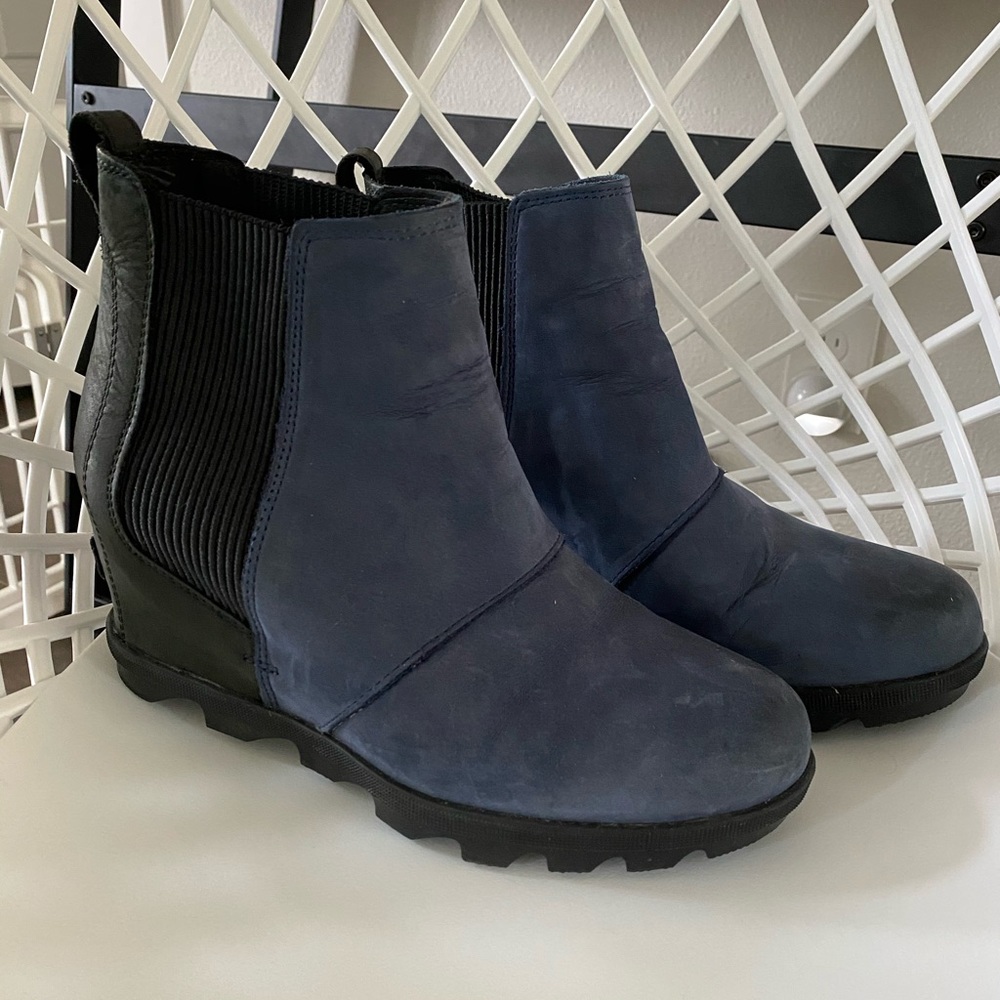 Joan of Arctic Wedge II Chelsea